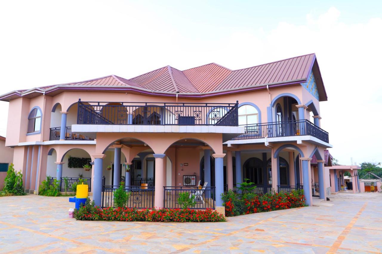 Osaah Bema Lodge Antoa Exterior foto
