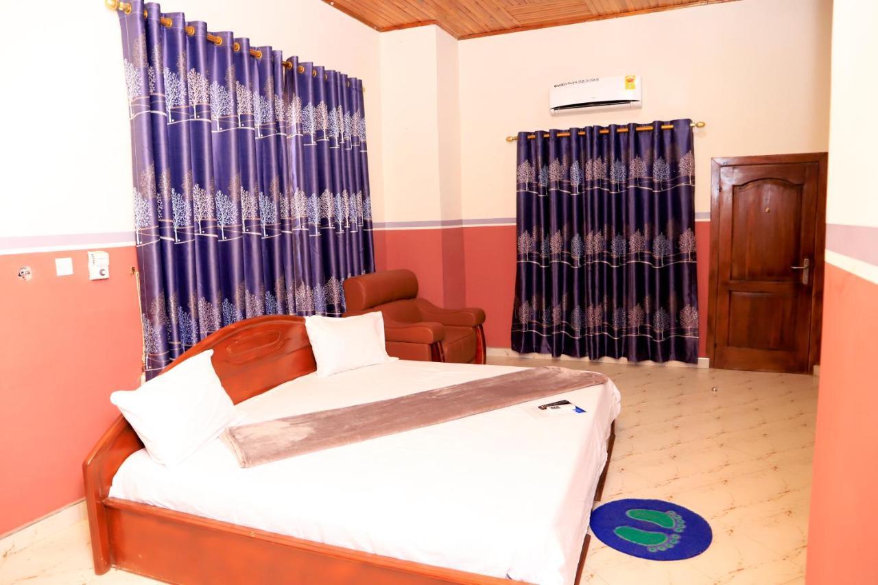 Osaah Bema Lodge Antoa Exterior foto